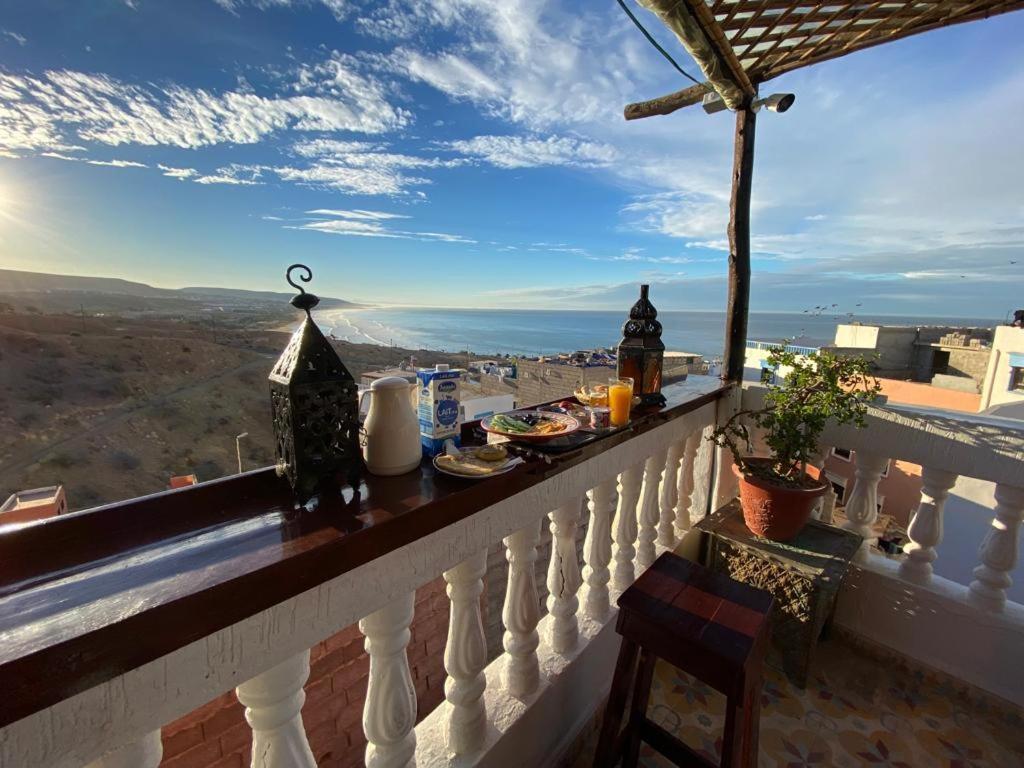 Ferienwohnung Red Carpet Surf House Taghazout Exterior foto